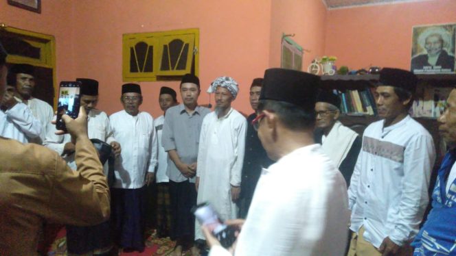 
 Syeikh Daud bin Syeikh Shohib Cigondang Labuan: Leluhur Syeikh Asnawi Caringin